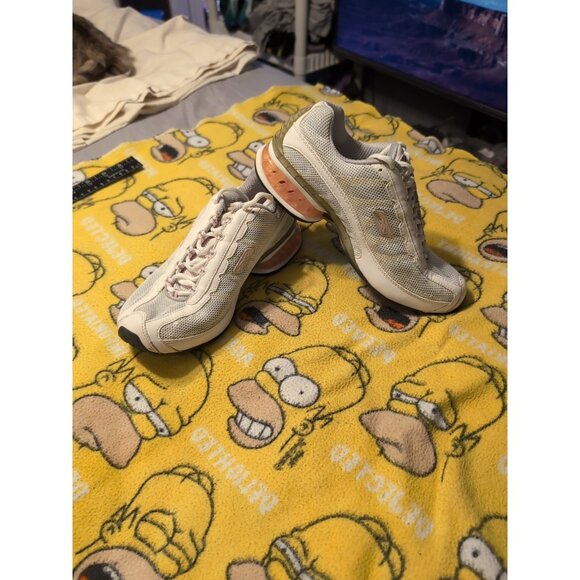 REEBOK DMX SHEAR WOMEN'S RUNNING SHOES SIZE 7.5 - Picture 1 of 12